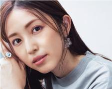 SUQQUとヴィセ アヴァンの秋新作で洒落た目元に。ブラウン×ラベンダーでつくる上品なアイメ