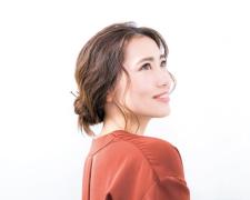 マジェステを使ったヘアアレンジ7選｜簡単つけるだけで華やか＆おしゃれ |