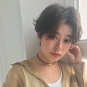 センターパートならキレイとかわいい両方叶う！普遍的な美人前髪スタイルを攻略 |