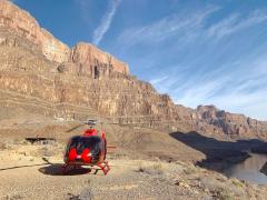 独身最後の夜を華やかに祝う♡バチェロレッテパーティーをラスベガスで楽しむモデルプラ