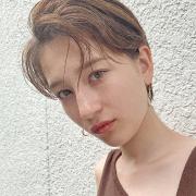 長め前髪のモードな秋ショートヘアは、ニュアンスパーマが狙い目 |