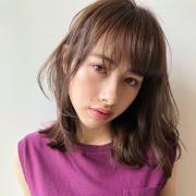 最旬ミディアムヘアはレイヤーが可愛い！簡単スタイリングでおしゃれ見え！ |
