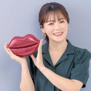 人気芸能人を手がけるH&Mのポーチの中身大公開｜秋は賢く美肌をキープするマルチコスメ