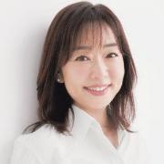 “奇跡の62歳”天野佳代子の美容本が大ヒット中！CHAGE and ASKAから美容まで…美的GRAND編集長