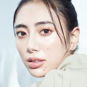 ルナソル、キッカ、ジルスチュアート…透けキラピンクリップで“あざとかわいい”大人女