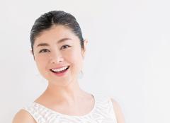 「顔ヨガ」でみるみるうちに小顔に！むくみ・くすみを撃退！さらにエクササイズで若返り