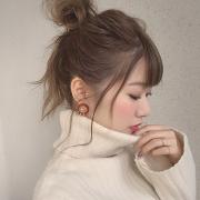 ハイネックやマフラーと合わせたい♡大人可愛い「簡単アレンジ」7選 -