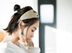 ヘアバンドを使ったおしゃれアレンジ集｜簡単にこなれ感が手に入る！ |