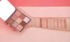 メイクも欲張りたい♡多色で楽しめるアイシャドウパレット7選 -