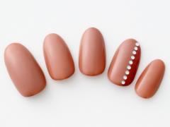 ジェルネイルにもおすすめ｜シンプルなおしゃれ秋冬ネイルデザイン53選 |