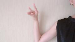 思わず目を引く！美しくみせる指先の仕草|＠ビューティーガール