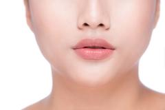 小顔になりたい！頬肉を引き締めダイエット【3つの原因とダイエット方法】|＠ビューティー