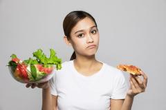 本当に痩せるには、いつものクセを&ldquo;やめるだけ&rdquo;|＠ビューティーガール