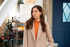 新木優子「モトカレマニア」ユリカの“ぷっくりリップ”の作り方＜専属ヘアメイク解説v