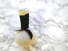 タイのラグジュアリースパブランド「パンピューリ」のハーブボールの効果的な使い方|＠ビ