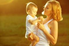 【産後ダイエット】即効二の腕引き締め! 家事のついでにできるながらエクササイズ|＠ビュ