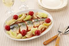 フライパンで10分で簡単イタリアン!   塩さばのトマトパッツァ|＠ビューティーガール