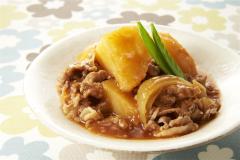 トマトの酸味で&rdquo;減塩ヘルシー肉じゃが&rdquo;|＠ビューティーガール