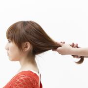 冬の乾燥から髪を守る！サラツヤ潤い髪をキープするには | ビューティーガール