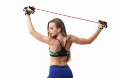 背中の引き締めに抜群の効果あり！チューブを使ったエクササイズ8選|＠ビューティーガール