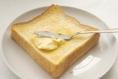 バターとマーガリンどっちを選ぶべき？ | ビューティーガール