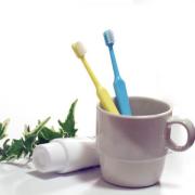 約8割の大人が歯周病！歯ぐきの出血を放置すると恐ろしいことに… | ビューティーガール