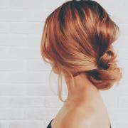 海外旅行やビーチリゾートに♡写真映えする“外国人風”ヘアアレンジ -