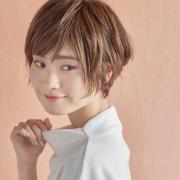 絶壁頭をかわいくカバー！おすすめのショートヘアからヘアアレンジテクニックまで |