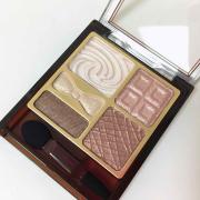 バレンタインは目元も甘めに♡「チョコレートカラー」シャドウ７選 -