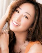 女性らしいモテ仕草を美容に詳しいあの人が伝授！頭から足先までさり気ない美しさを |