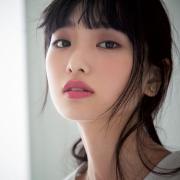 目が大きい人はモテる!?目が小さい場合でも出来る目力UPメイクをご紹介 |