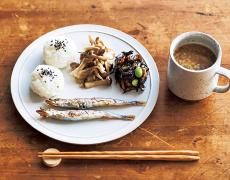 忙しいならコンビニをフル活用！ 積極的にお肉を取り入れて満足感アップ♪｜糖質オフダイ