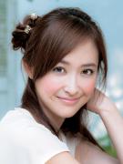 お団子×ハーフアップ9選！位置によってキレイめも可愛いも手に入る万能アレンジ |