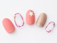 【365日ネイル】ピンクをいろいろな表情で堪能！　週の半ばも楽しく乗り切るピンクネイル