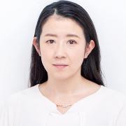 口角が下がってへの字に…人気H&M直伝の簡単上向きリップメイク術 |