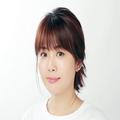 ヘアカフスを使ったヘアアレンジで大人かわいく！ポニーもダウンもひとつ結びが華やかに