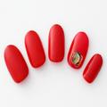 【365日ネイル】目覚めるような鮮やかさを…モダンなレッドネイル |
