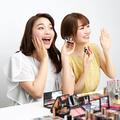 元美容部員 和田さん。と千葉由佳が大人買い予定！ ￥500〜のプチプラコスメが大集合 | ビュ