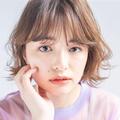 長めバングで抜け感たっぷり！エアリーな外ハネボブでおしゃれヘアに |
