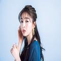 梅雨時の簡単ヘアアレンジ｜湿気によるうねりもきちんと見える◎ 「重ねくるりんぱハーフ
