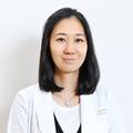 白髪を黒髪に戻すことはできる？専門医が教える、増やさないための予防法 |