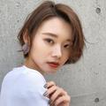 パーマで柔らかさをプラス！女性らしい美フォルムショートヘア |