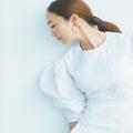 神崎恵さんが伝授｜服選び、頭皮ケア、食生活…“シュッと見え”のための3つのポイント【