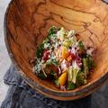 SNSで大流行の「#おうちでsio」レシピが楽しめる！「しっとり鶏胸肉でチョップドサラダ」の