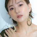 伊藤千晃さんが挑戦！ SUQQUの限定コスメで作る、質感が織りなす大胆なカラーメイク【クリ