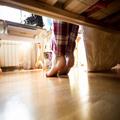 一人暮らしの部屋でベッド下に人の気配が…女子大生の絶叫体験 | ビューティーガール