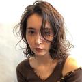 簡単ヘアスタイリングでおしゃれ上級者に見せてくれる！たっぷりレイヤーのカジュアルボ
