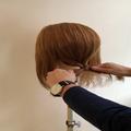 くるりんぱの中に通すだけ！ゴムだけで本当に簡単「大人可愛いローポニーアレンジ」 - ビ