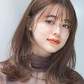 へアサロンクオリティを再現！シースルー前髪との最強コンビのおしゃれミディ |