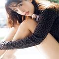 フリーアナウンサー鷲見玲奈さんのストレッチ法！【美BODYの秘密1】 | ビューティ（コスメ・
